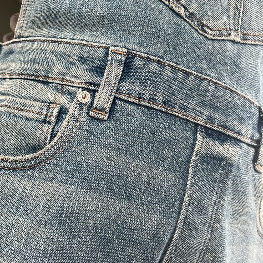 **LAST PAIR!** AE stretch ripped denim mom overall (size 6) - Picture 7 of 7